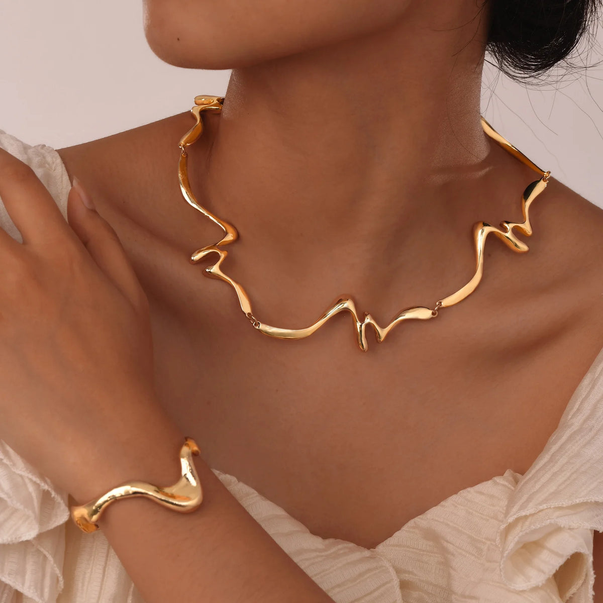 The Atelier Organic Wave Neckband & Bangle Jewellery Set