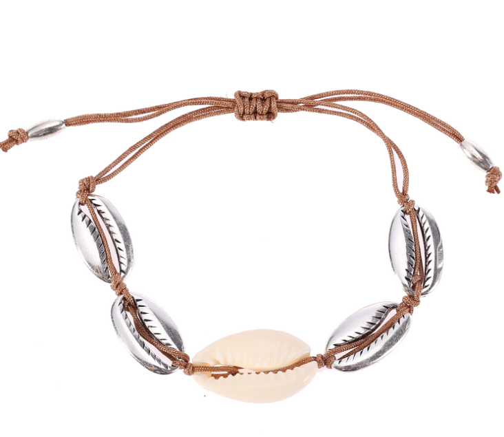 The Maldivian Gold Cowrie Shell Jewellery Set