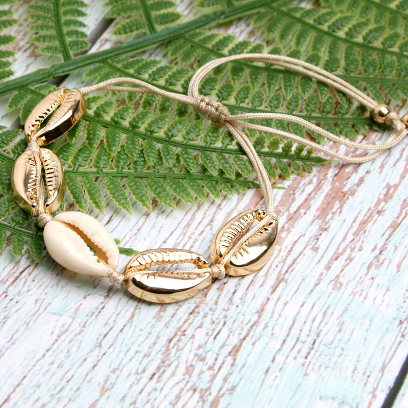 The Maldivian Gold Cowrie Shell Jewellery Set