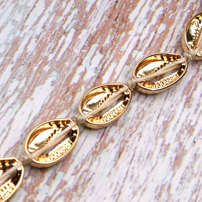 The Maldivian Gold Cowrie Shell Jewellery Set